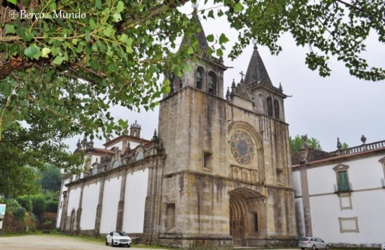 Mosteiro de Santa Maria do Pombeiro em Felgueiras