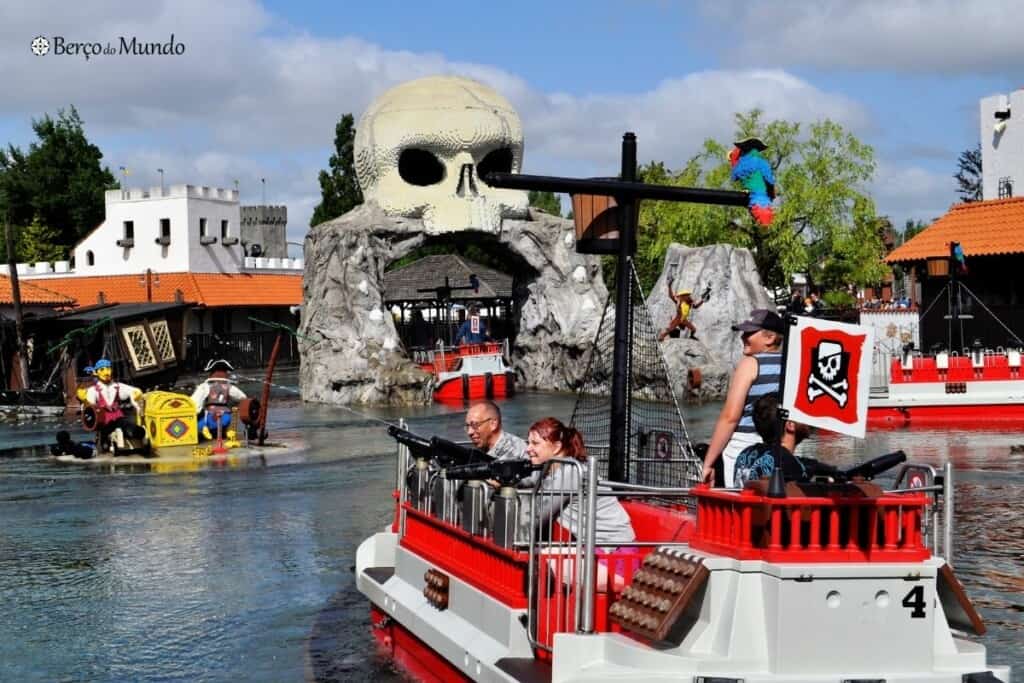 piratas na Legoland Dinamarca