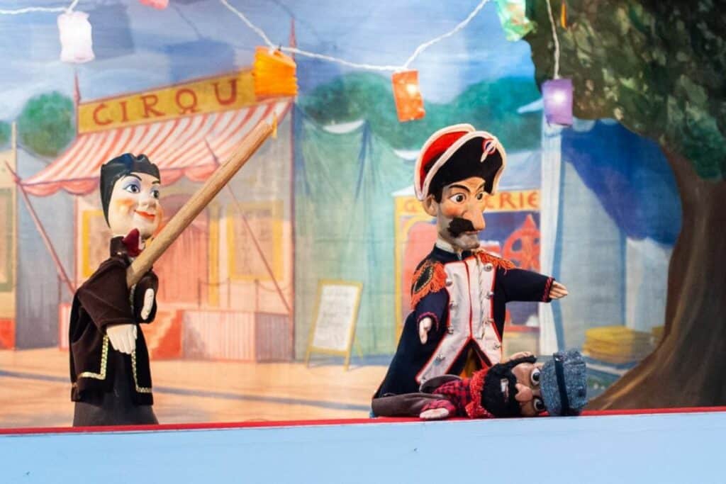 espetáculo de marionetas em Paris