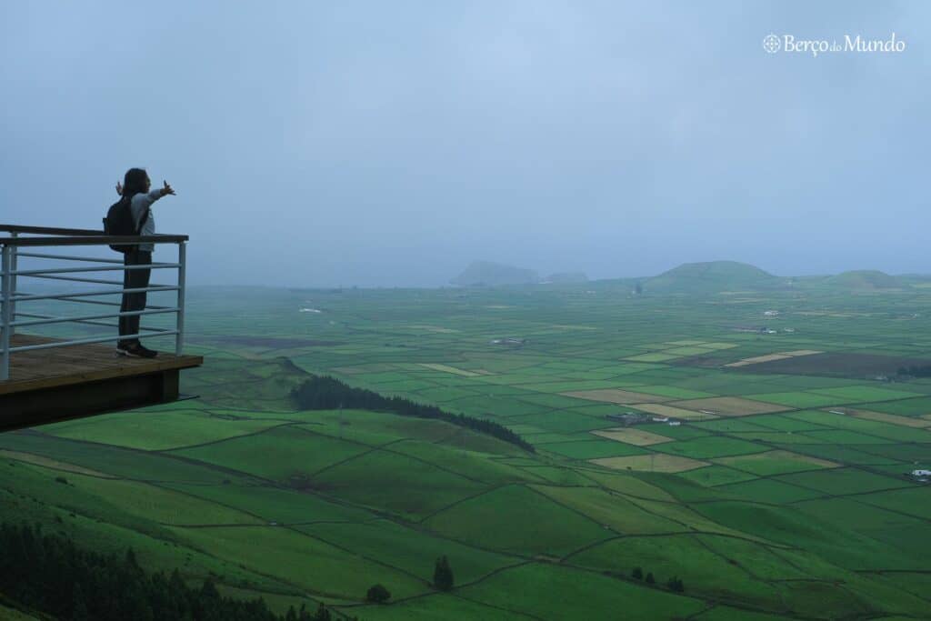 miradouro da serra do cume, na ilha terceira Açores