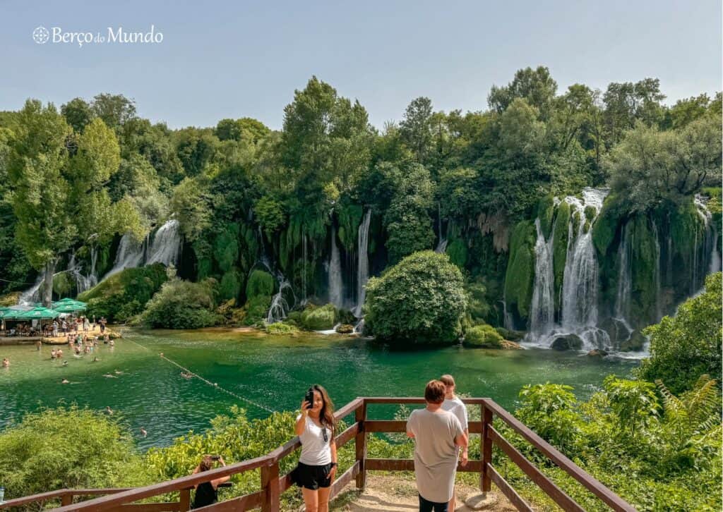 cascatas de Kravica, perto de Mostar, Bósnia-Herzegovina