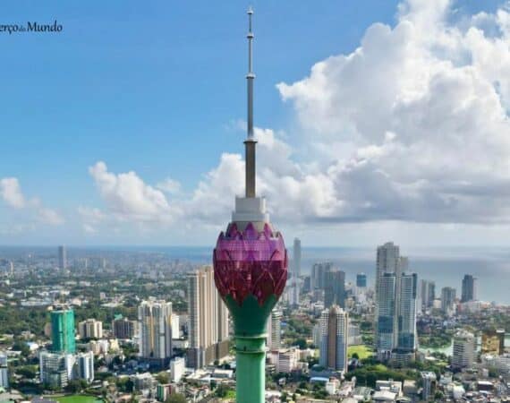 Lotus Tower em Colombo