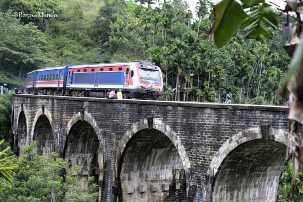 Nine Archs Bridge em Ella Sri Lanka