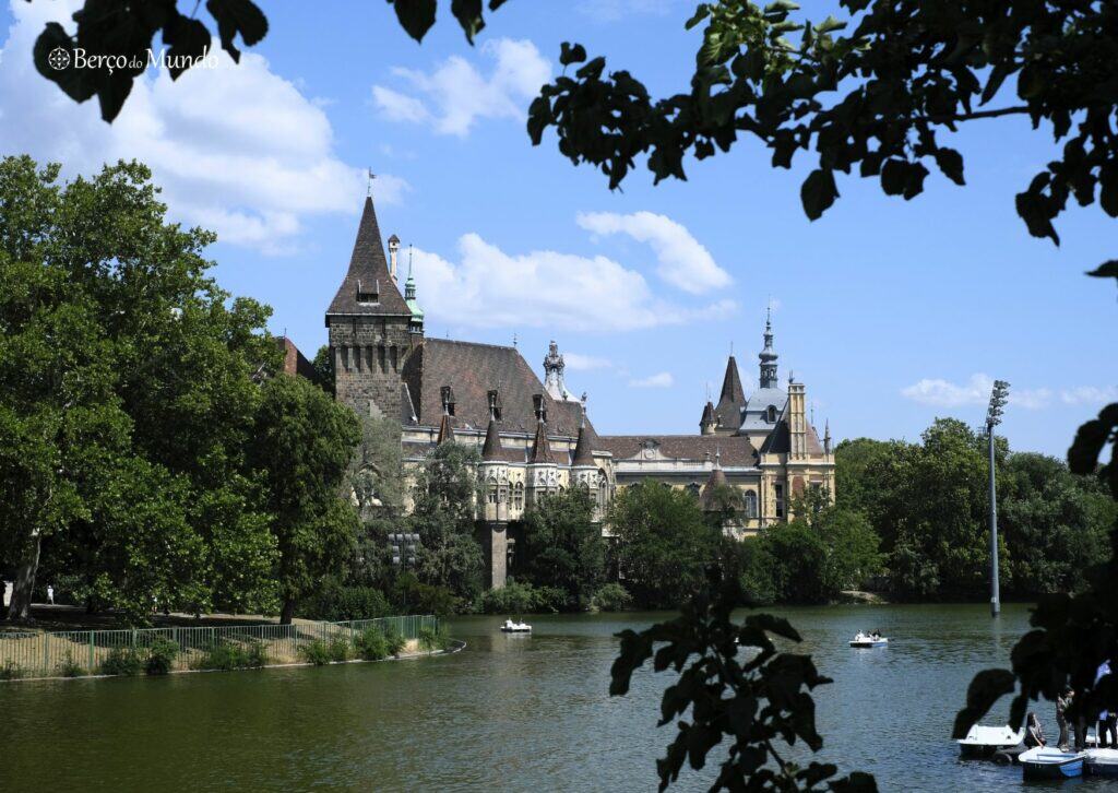 castelo no parque da cidade